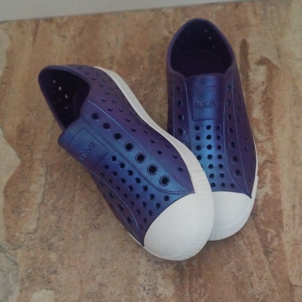 NATIVE shoes